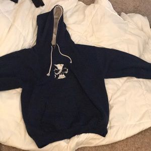 Sapphire lounge XL blue hoodie with skulls